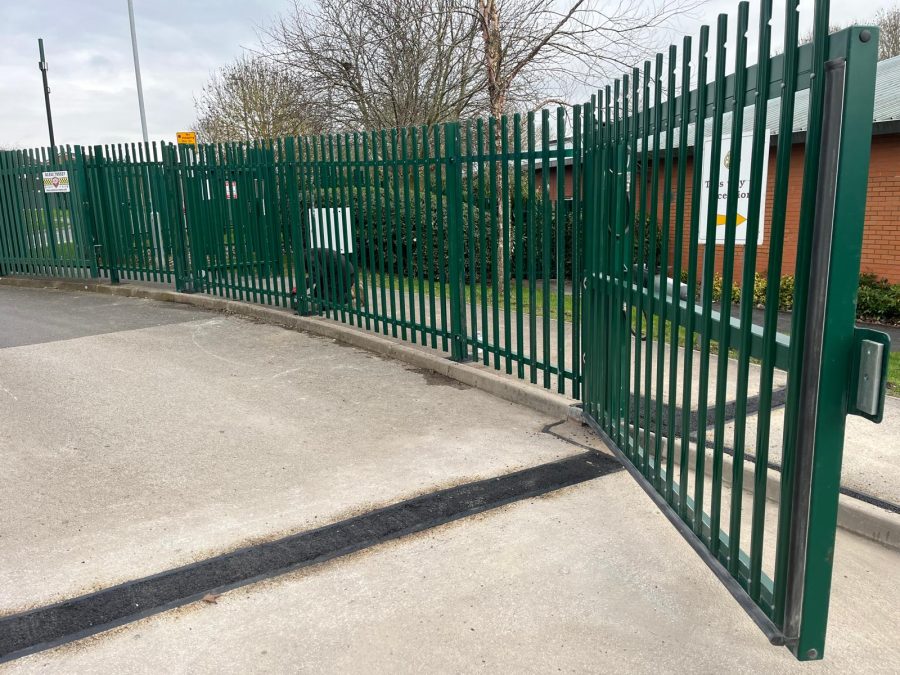 Heavy duty entrance gates installed at Homefields Primary school entrance
