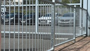 Guardrail fencing at a school