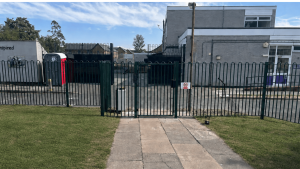 Bow top fencing