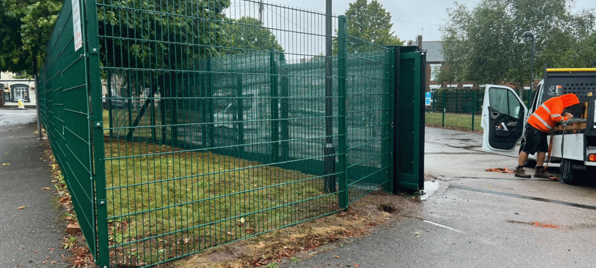 Green mesh security fencing