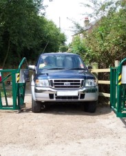 K Barrier Gate